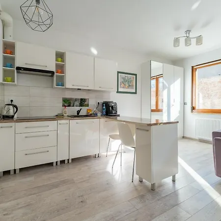 Apartment Apartament Studio Bema - Blisko Centrum Z Ogrodkiem