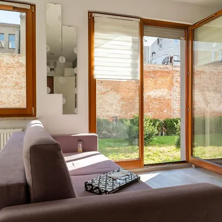 Apartment Apartament Studio Bema - Blisko Centrum Z Ogrodkiem